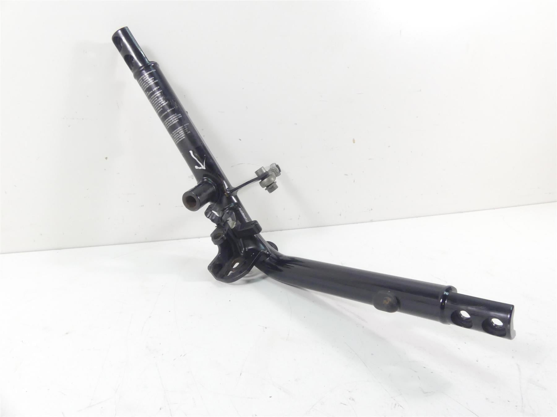 2011 Harley VRSCF Muscle Rod Left Front Frame Downtube - Read 47987-07BK {{ shop.shopifyCountryName }} - Mototech271