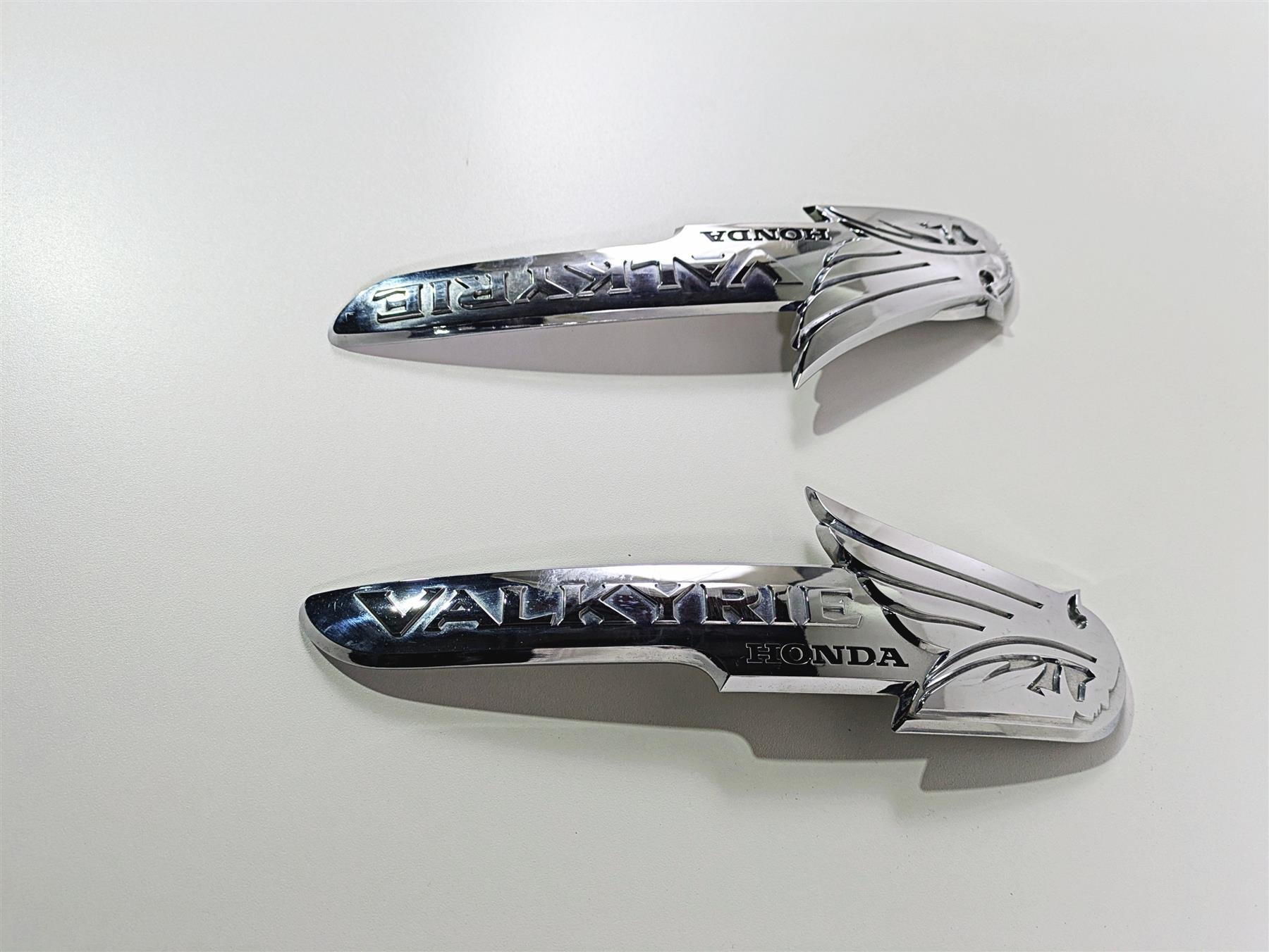 2002 Honda GL1500 CD Valkyrie Deluxe Left Right Tank Badge Emblem Set 1234567 {{ shop.shopifyCountryName }} - Mototech271