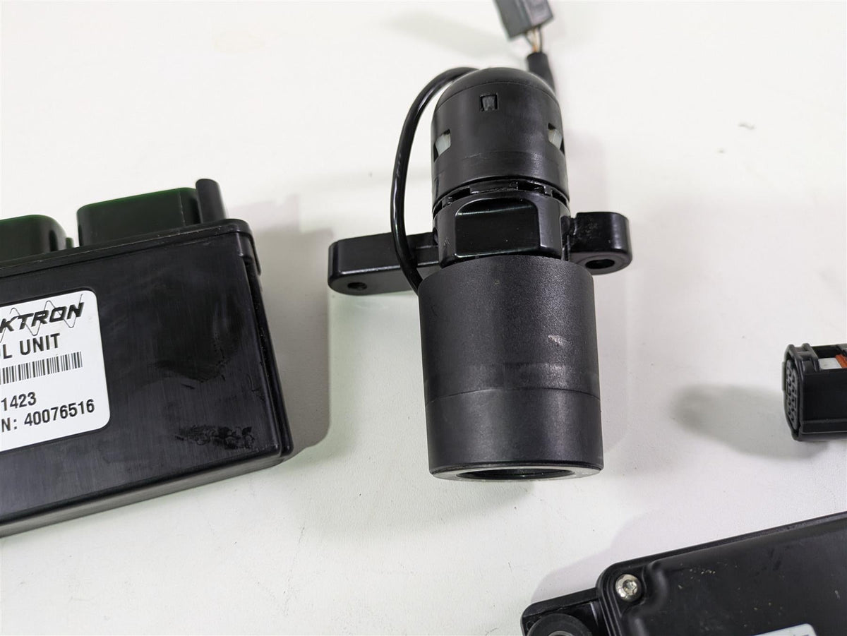 2024 Triumph Tiger 900 GT Ignition Switch Cdi Key 434MHz Immobilizer T2505562 {{ shop.shopifyCountryName }} - Mototech271