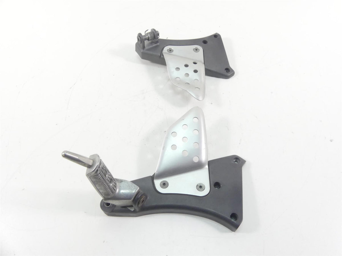 2007 Buell XB12 SS Lightning Right Left Footpeg Mount Set N0402.02A8YBP {{ shop.shopifyCountryName }} - Mototech271