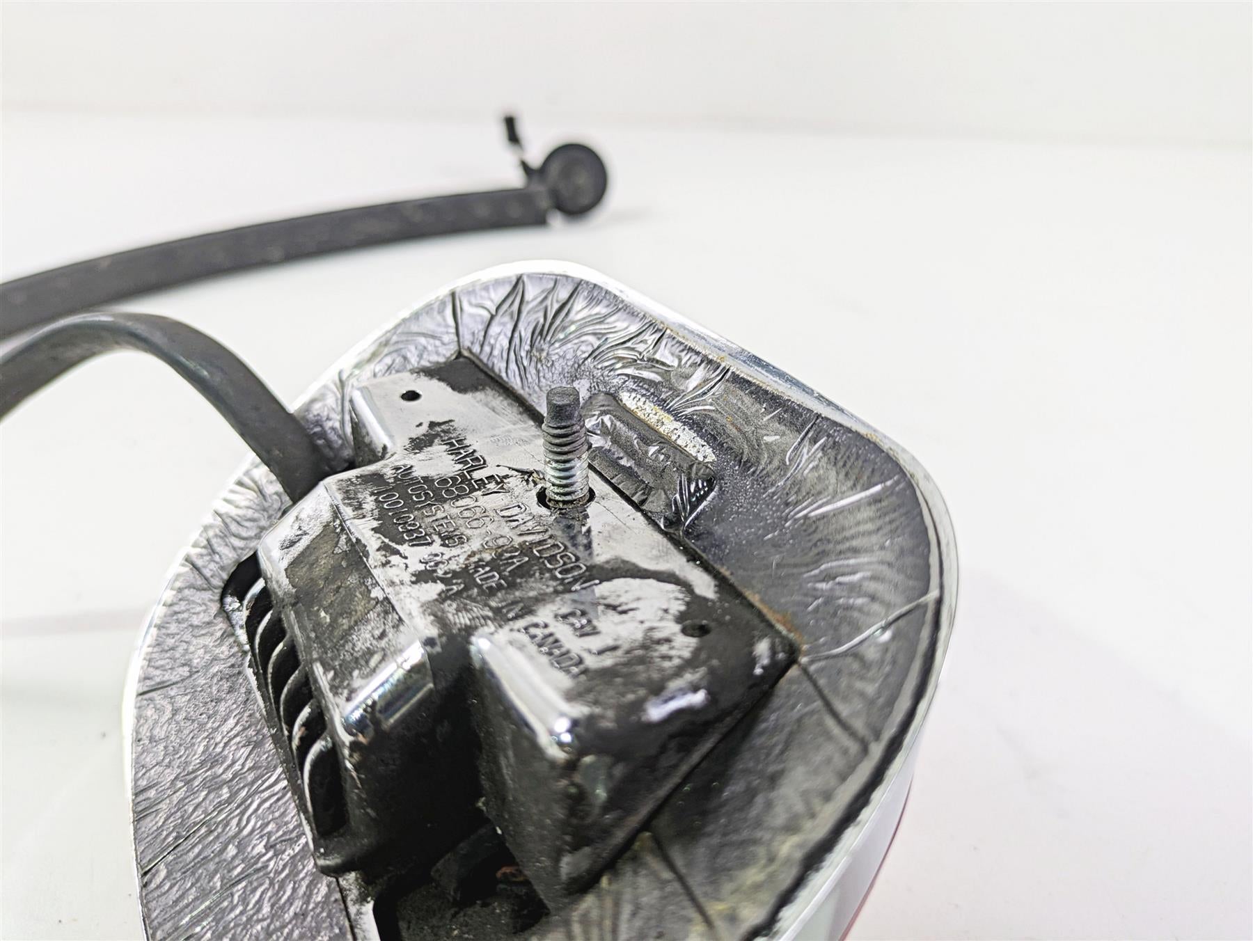 2007 Harley Sportster XL1200 C Taillight Tail Light & Wiring 68140-04 68066-99A {{ shop.shopifyCountryName }} - Mototech271