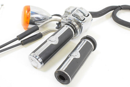 2008 Harley FXDWG Dyna Wide Glide Chrome Right Control Switch & Blinker 71597-96 {{ shop.shopifyCountryName }} - Mototech271