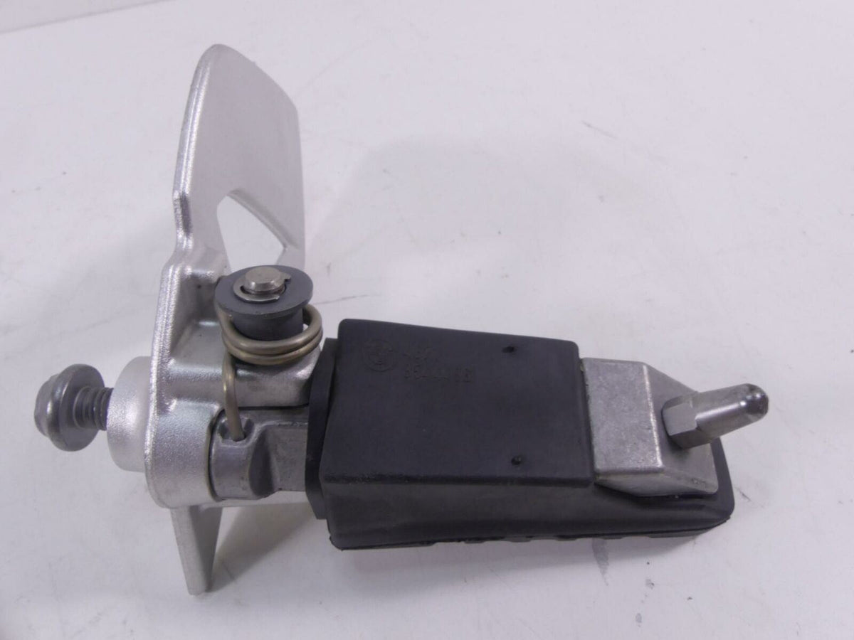 2017 BMW R1200RT RTW K52 Right Front Footpeg & Brake Pedal 46718535642 {{ shop.shopifyCountryName }} - Mototech271