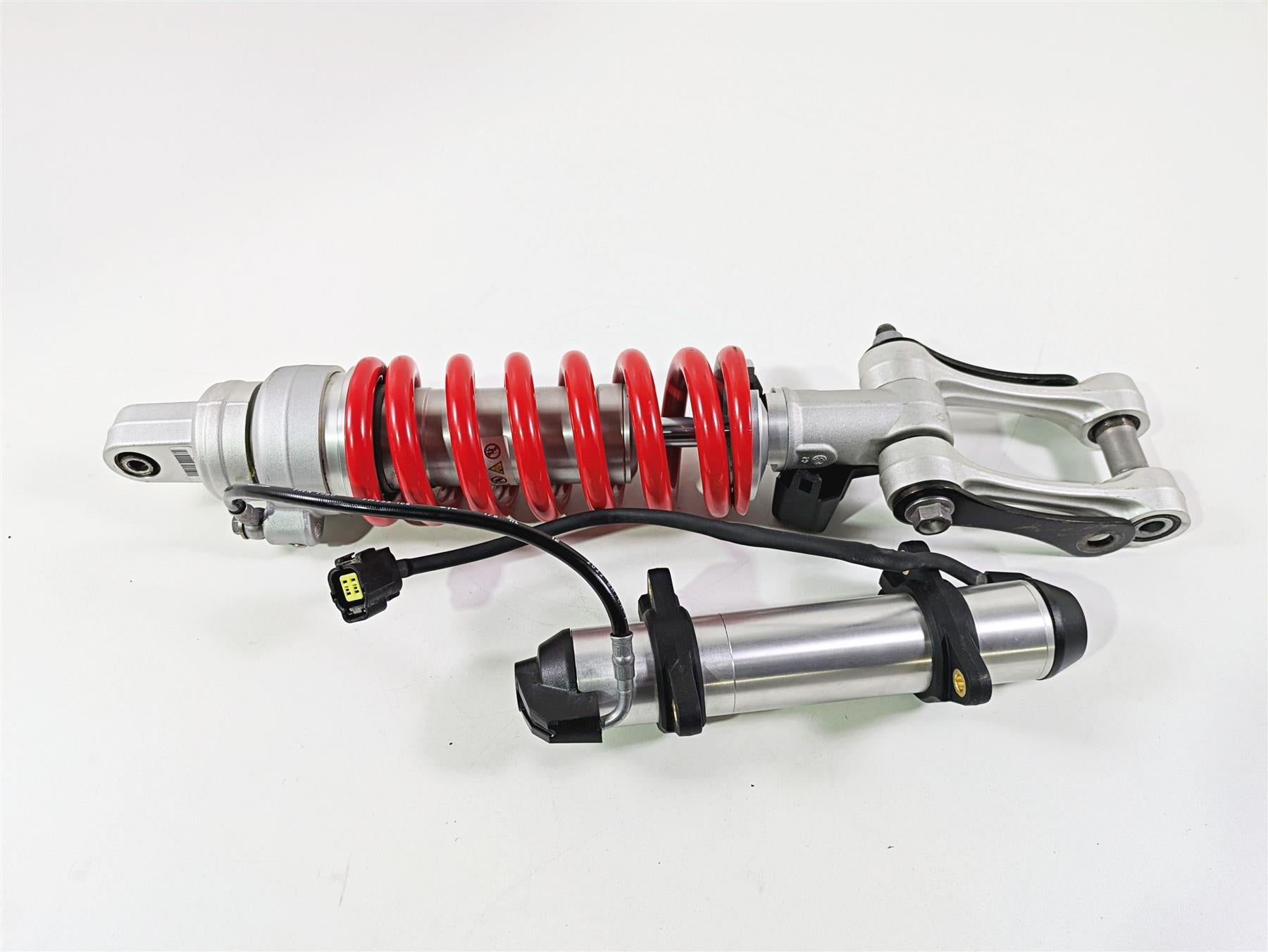 2024 Triumph Tiger 900 GT Rear Marzocchi Suspension Shock Damper T2057764 {{ shop.shopifyCountryName }} - Mototech271