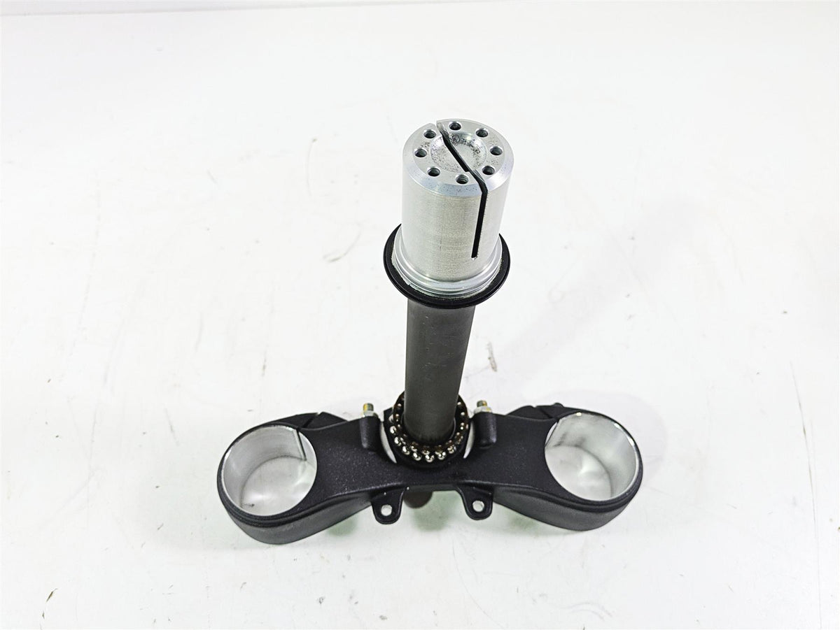 2018 Ducati Hypermotard 939 SP Lower Triple Tree 58mm For Ohlins Fork 34220762AA {{ shop.shopifyCountryName }} - Mototech271