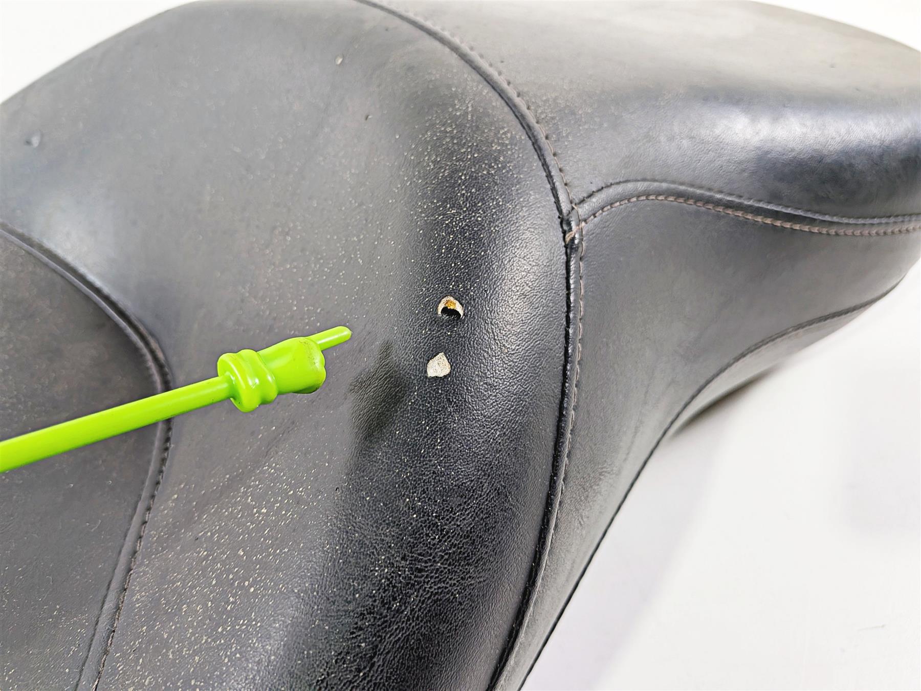 2011 Harley FXDF Dyna Fat Bob Sundowner Touring Seat Saddle 51540-06 {{ shop.shopifyCountryName }} - Mototech271