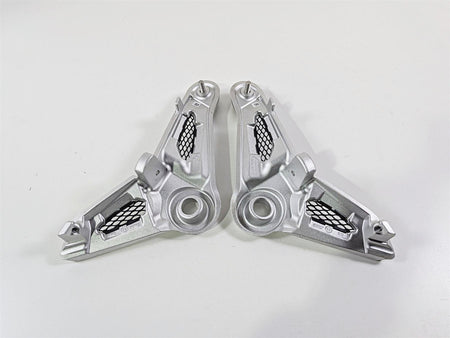 2023 BMW R nineT Scrambler K23 Rider Seat Support Mount Set 46638531189 {{ shop.shopifyCountryName }} - Mototech271