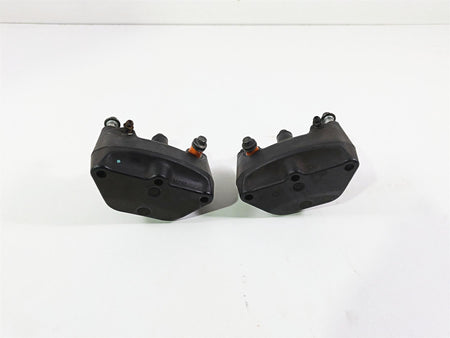 2005 Harley Touring FLHRI Road King Front Brake Caliper Set 44023-00C 44046-00D {{ shop.shopifyCountryName }} - Mototech271