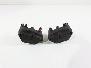 2005 Harley Touring FLHRI Road King Front Brake Caliper Set 44023-00C 44046-00D | Mototech271