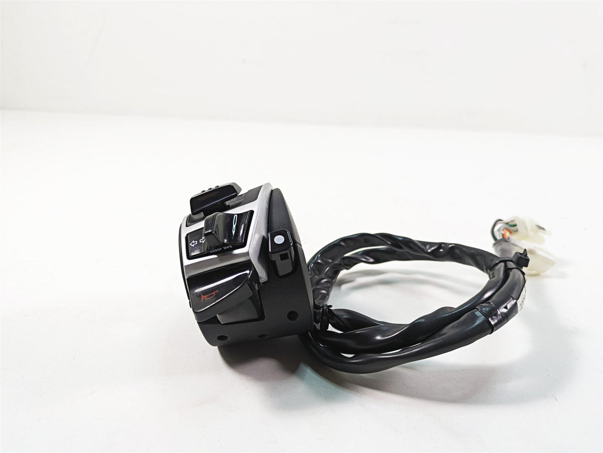 2020 Moto Guzzi V85 TT Adventure Left Blinker Cruise Control Switch 2D000339 {{ shop.shopifyCountryName }} - Mototech271