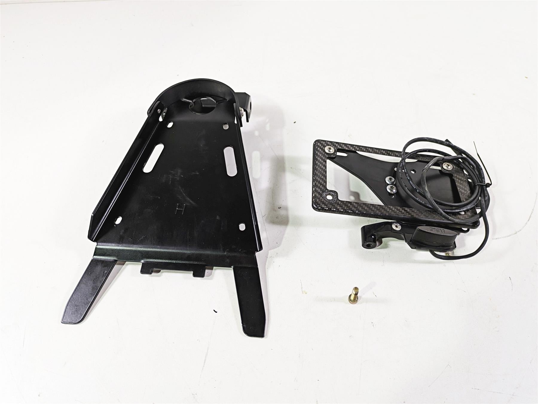 2014 BMW R nine T R9T K21 R&G Fender Eliminator Side Plate Holder Set LP0174BK {{ shop.shopifyCountryName }} - Mototech271
