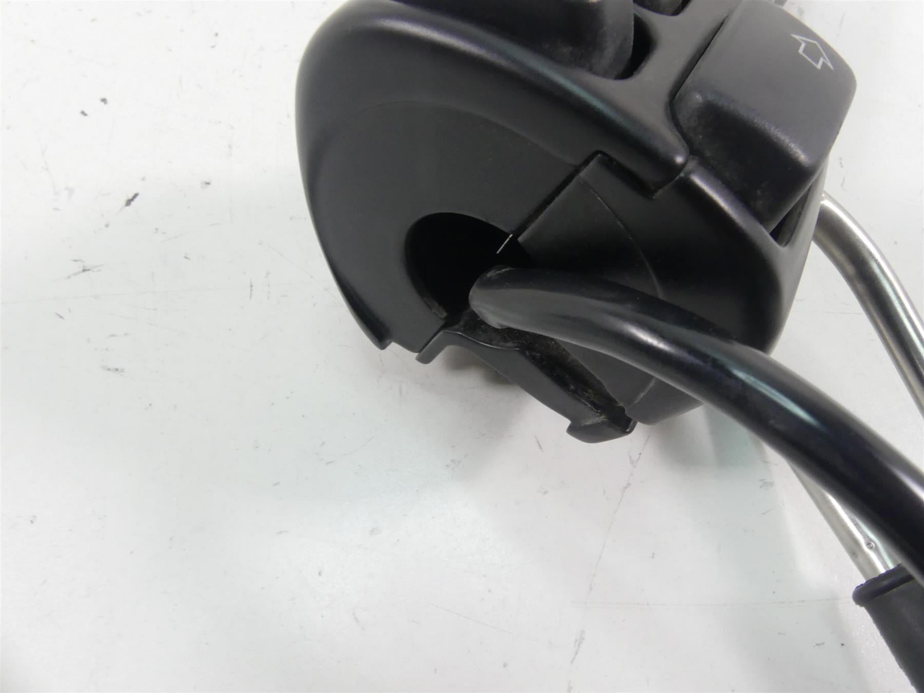 2020 Harley Sportster XL1200 NS Iron Right Hand Control Switch + Grips 71500297 {{ shop.shopifyCountryName }} - Mototech271