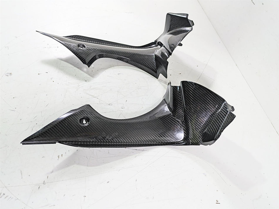 2020 Triumph Daytona 765 Moto2 Front Fairing Infill Carbon Covers T2310047 {{ shop.shopifyCountryName }} - Mototech271
