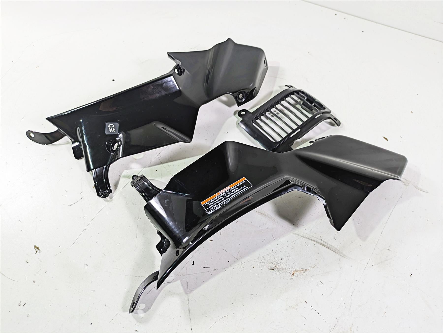2014 Moto Guzzi California 1400 Touring Neck Frame Cover Fairing Set B063717 {{ shop.shopifyCountryName }} - Mototech271