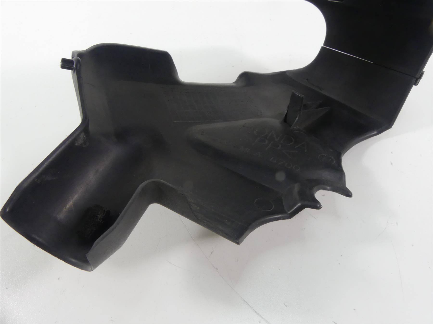 2009 Honda VTX1300 Touring Front Neck Filler Cover Fairing 63550-MEA-670 {{ shop.shopifyCountryName }} - Mototech271