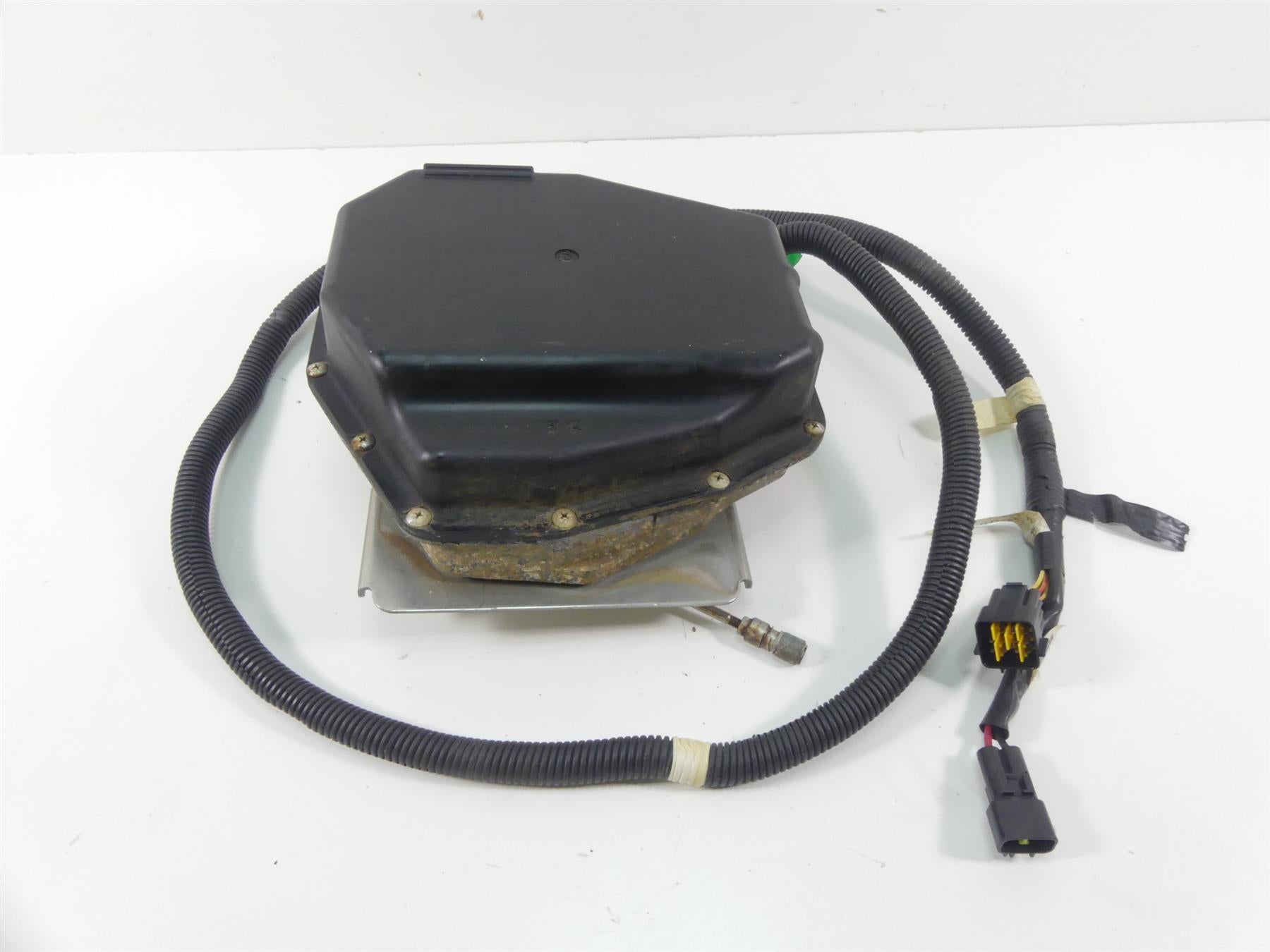 2015 Yamaha Waverunner Cruiser VX1100 Reverse Trim Motor & Box F2X-6140B-00-00 | Mototech271