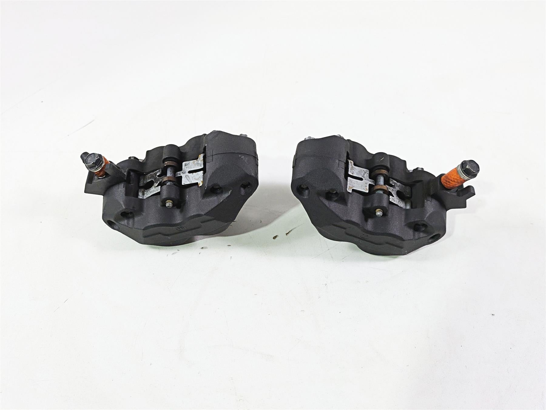 2021 Kawasaki Z900 ZR900 Nissin Front Brake Caliper Set 43080-0130 43080-0131 {{ shop.shopifyCountryName }} - Mototech271