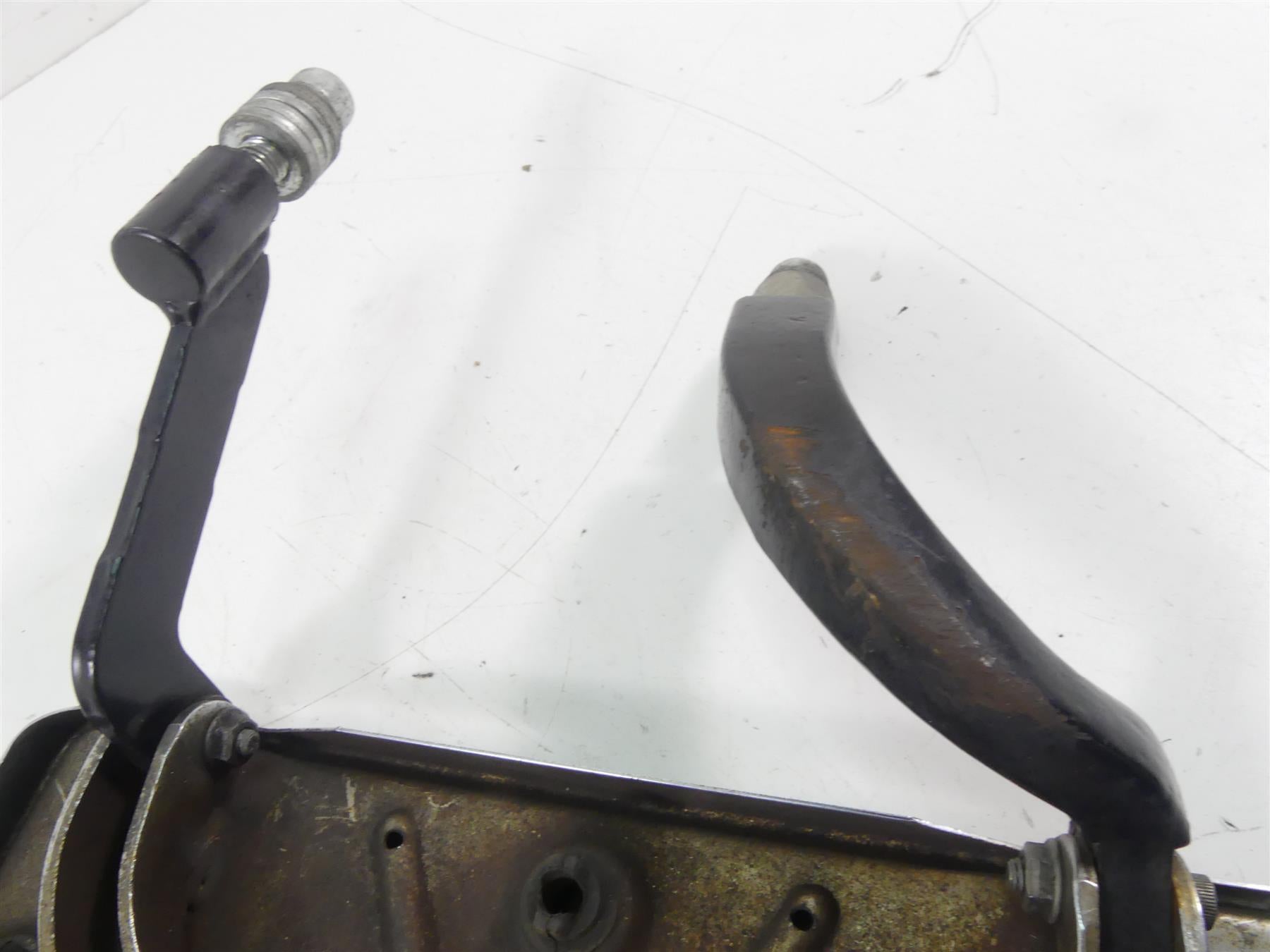 1998 Harley Touring FLHTC Electra Glide Front L+R Rider Floor Board Set 50621-79 {{ shop.shopifyCountryName }} - Mototech271