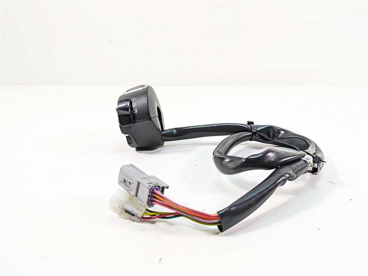 2020 Moto Guzzi V85 TT Adventure Right Hand Start Stop Control Switch 2D000528 {{ shop.shopifyCountryName }} - Mototech271