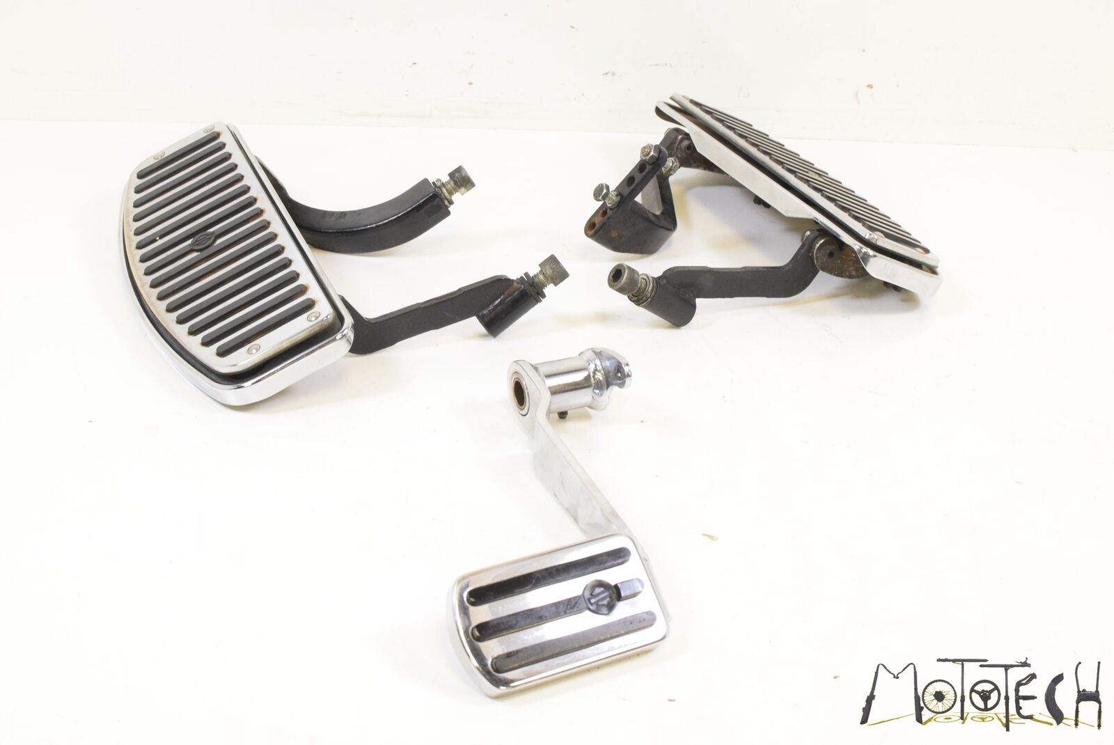 1997 Harley Touring FLHRI Road Kink Front Rider L+R Floor Board Brake Pedeal SET {{ shop.shopifyCountryName }} - Mototech271