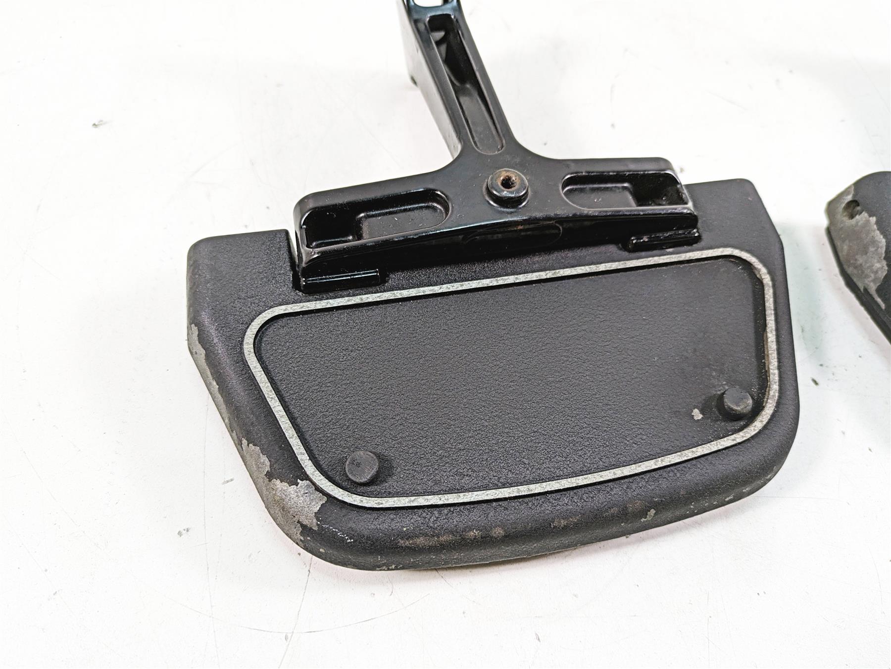 2011 Harley Touring FLHR Road King Rear Floor Board Set 52719-10 {{ shop.shopifyCountryName }} - Mototech271