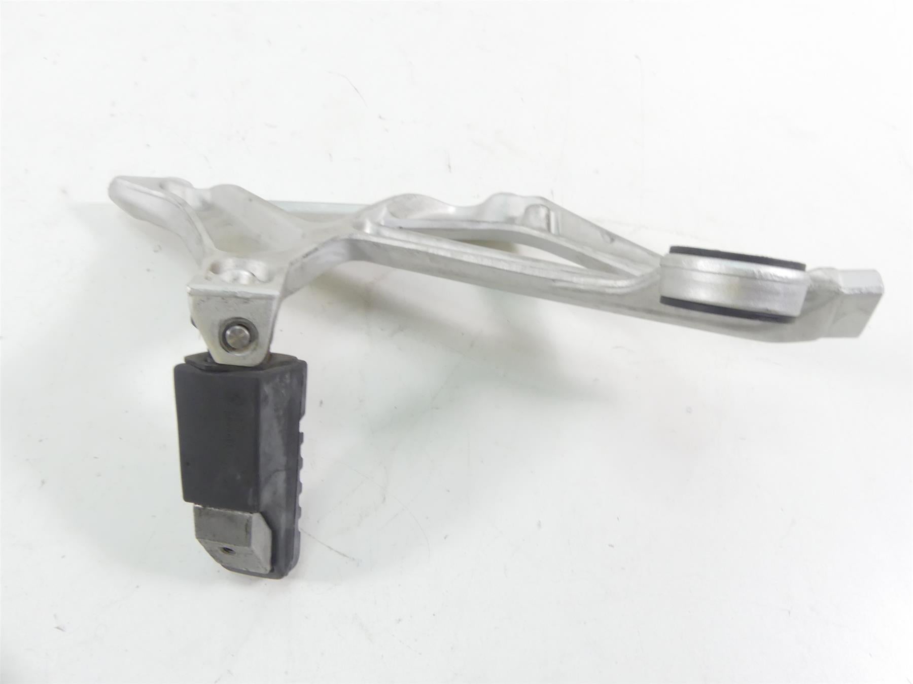 2015 BMW R1200RT K52 Rear Passenger Footpeg Foot Peg Set 46718534789 46718534790 {{ shop.shopifyCountryName }} - Mototech271