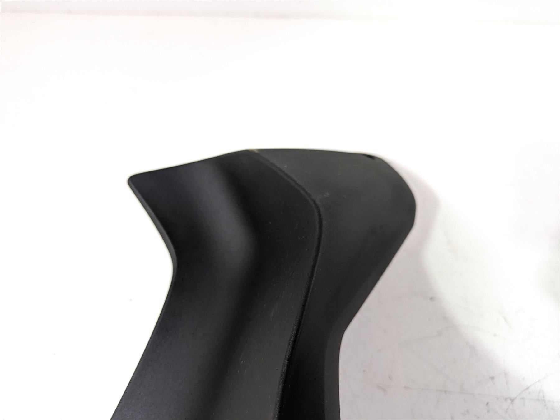 2022 BMW R1250 RT K052 Lower Rear Engine Cover Fairing Set 46639443405 {{ shop.shopifyCountryName }} - Mototech271