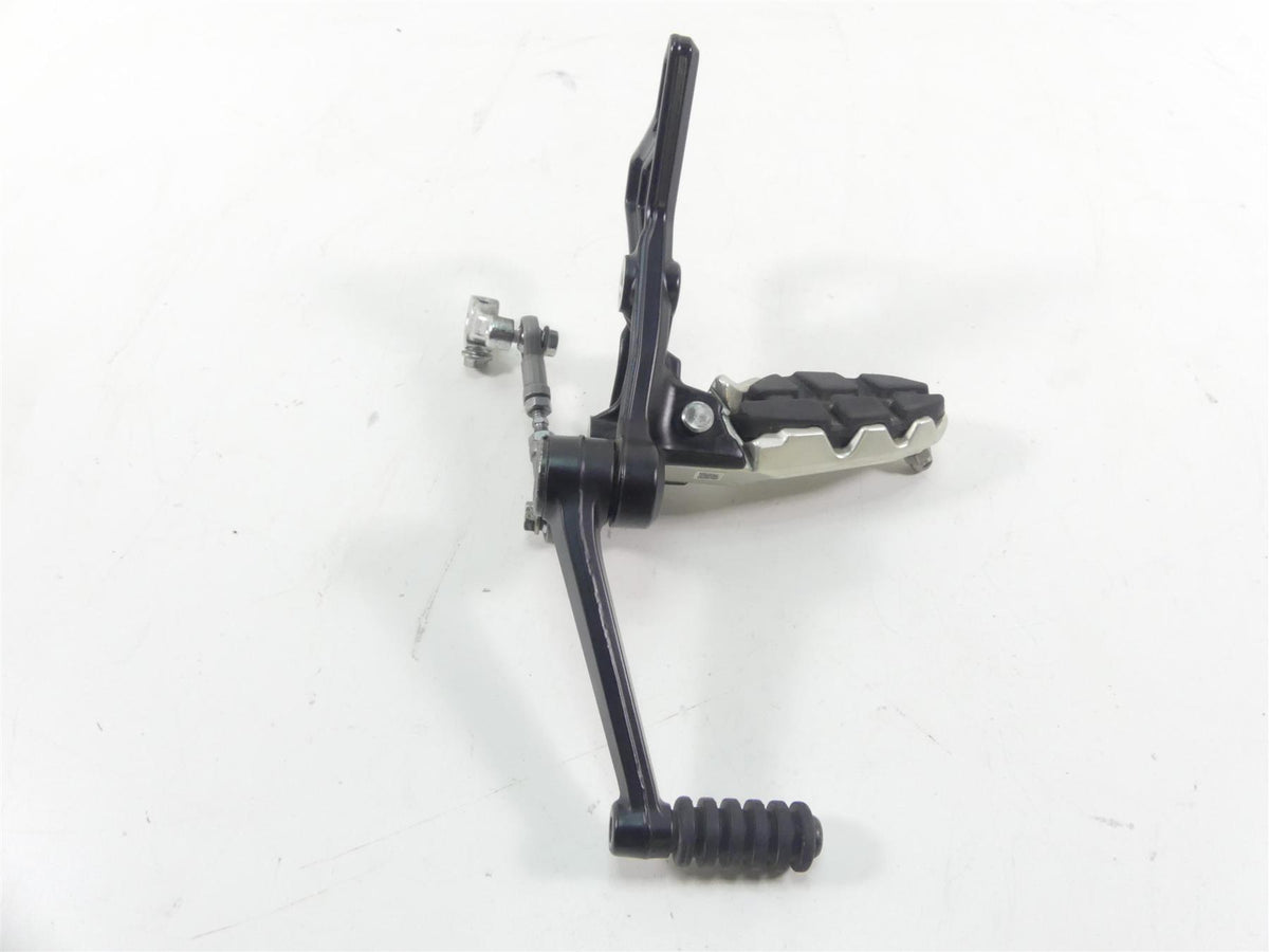 2022 Indian FTR1200 S Left Foot Peg & Shifter Lever Set 1025612 5143343 5143353 {{ shop.shopifyCountryName }} - Mototech271