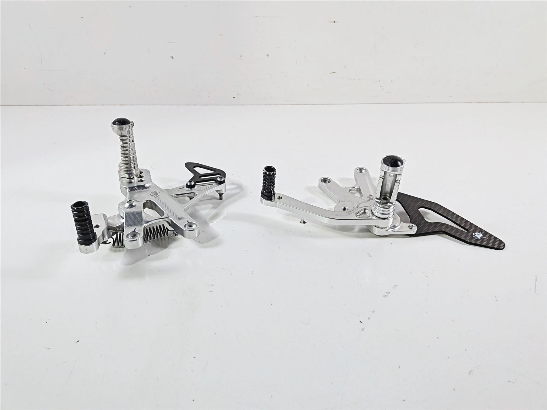 2018 Aprilia RSV4 RR Spider Adjustable Foot Peg Rear Set Reverse Shift 10.A172 {{ shop.shopifyCountryName }} - Mototech271