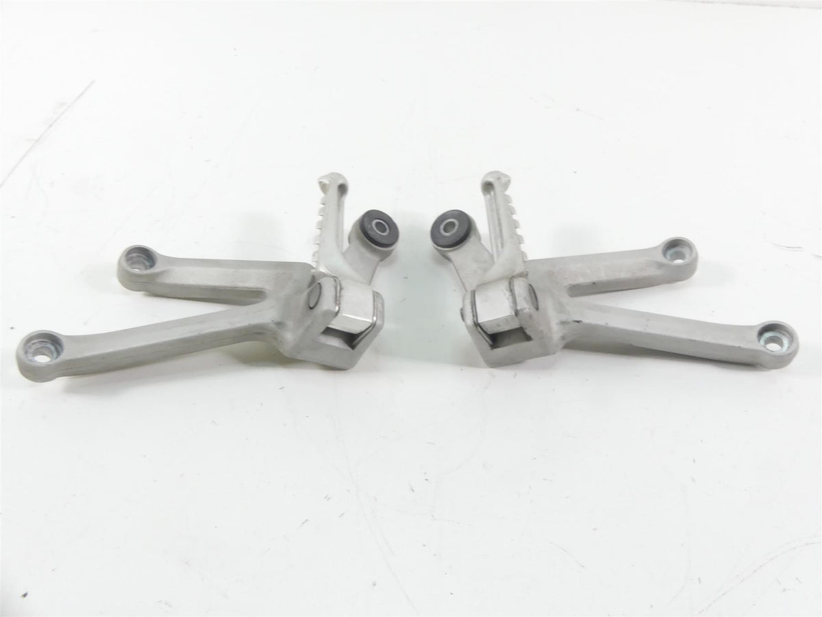 2004 Aprilia RSV 2 1000R Mille Rear Passenger Footpeg Set AP8134786 AP8134830 {{ shop.shopifyCountryName }} - Mototech271