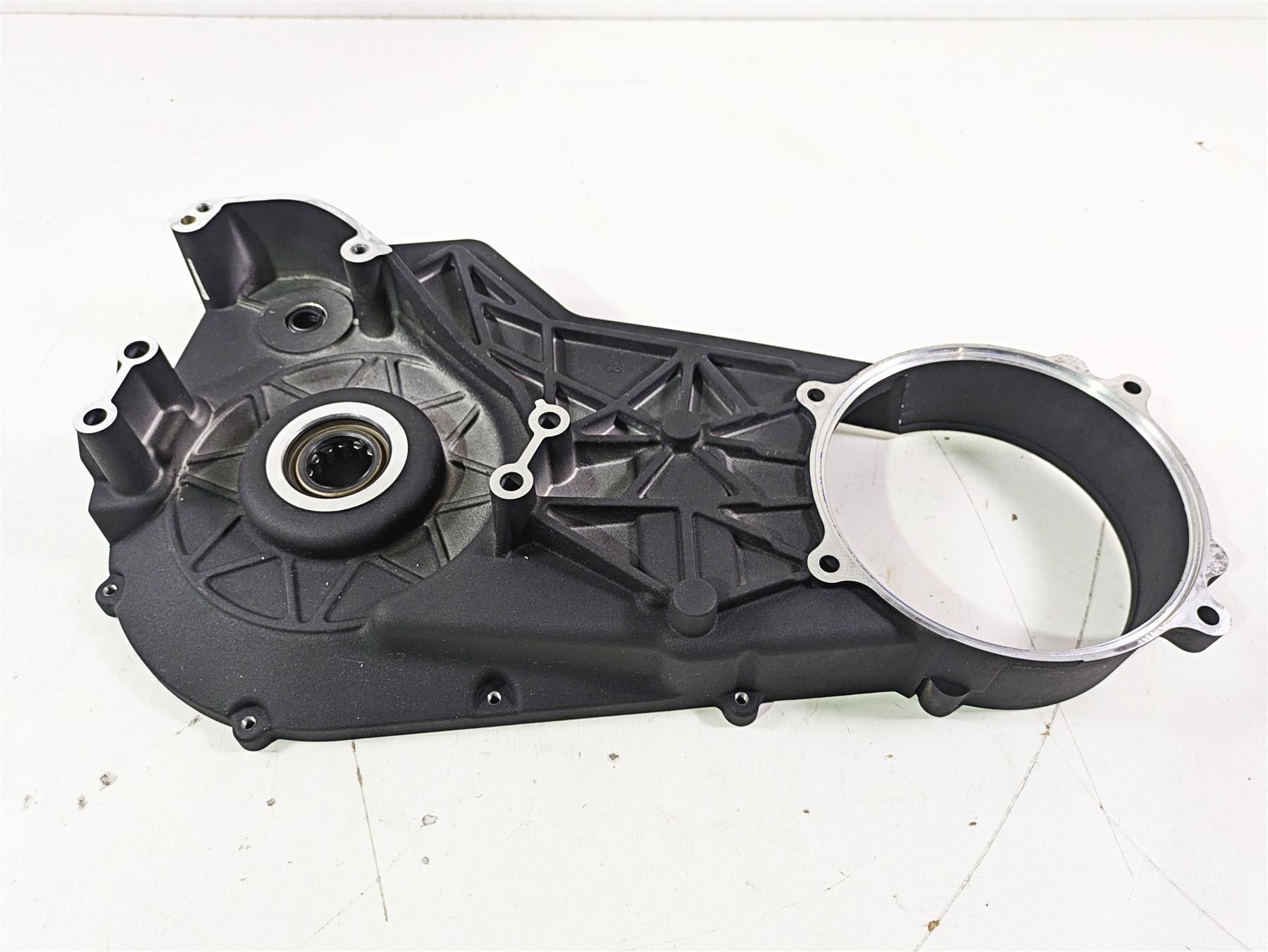 2004 Harley Softail FLSTF Fat Boy Inner Primary Drive Clutch Cover 60620-94B {{ shop.shopifyCountryName }} - Mototech271