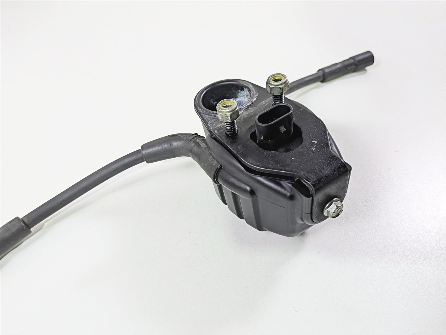 2008 Harley FXCWC Softail Rocker Ignition Coil Wires Plugs 31696-07A {{ shop.shopifyCountryName }} - Mototech271