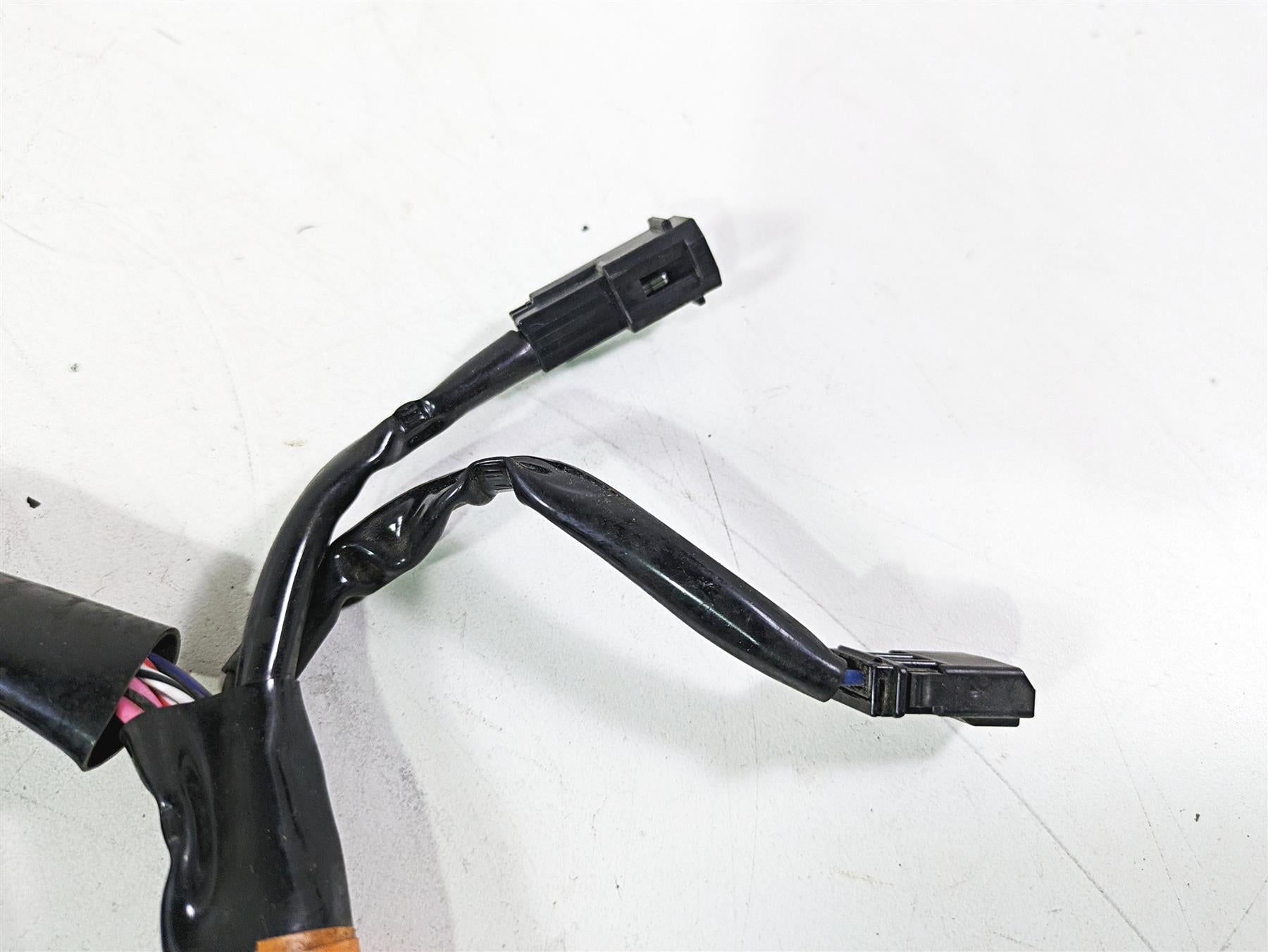 2017 Harley Touring FLTRXS Road Glide Front Fairing Wiring Harness Read 69200122 {{ shop.shopifyCountryName }} - Mototech271