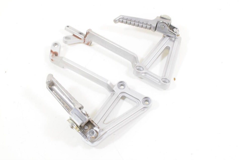 2006 Kawasaki EX250R EX250 R Ninja Rear Passenger Footpeg Foot Peg 35063-0084 {{ shop.shopifyCountryName }} - Mototech271