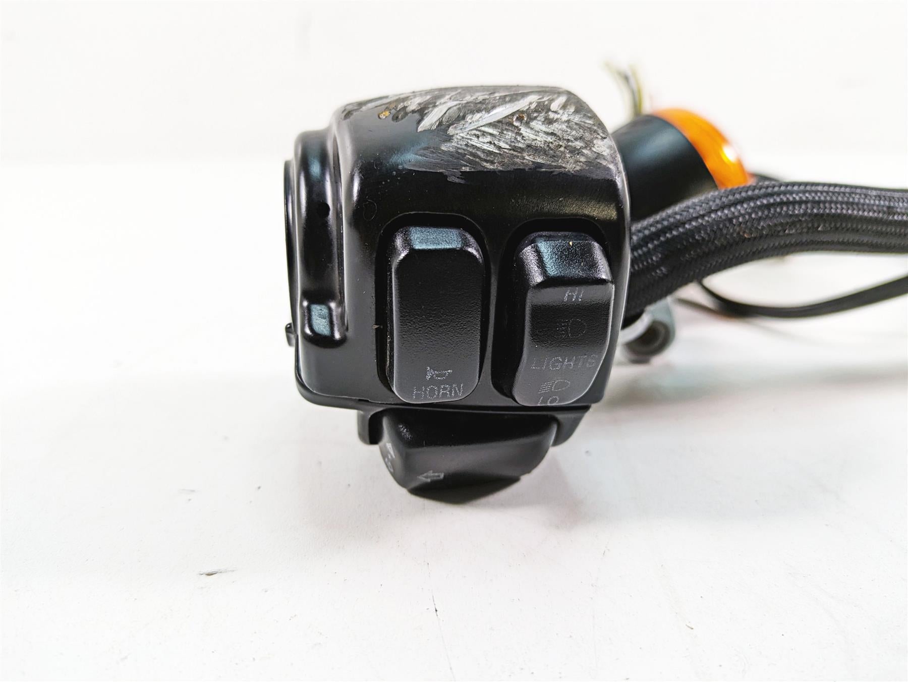 2009 Harley FXDF Dyna Fat Bob Left Hand Blinker Control Switch - Read 71682-06A {{ shop.shopifyCountryName }} - Mototech271
