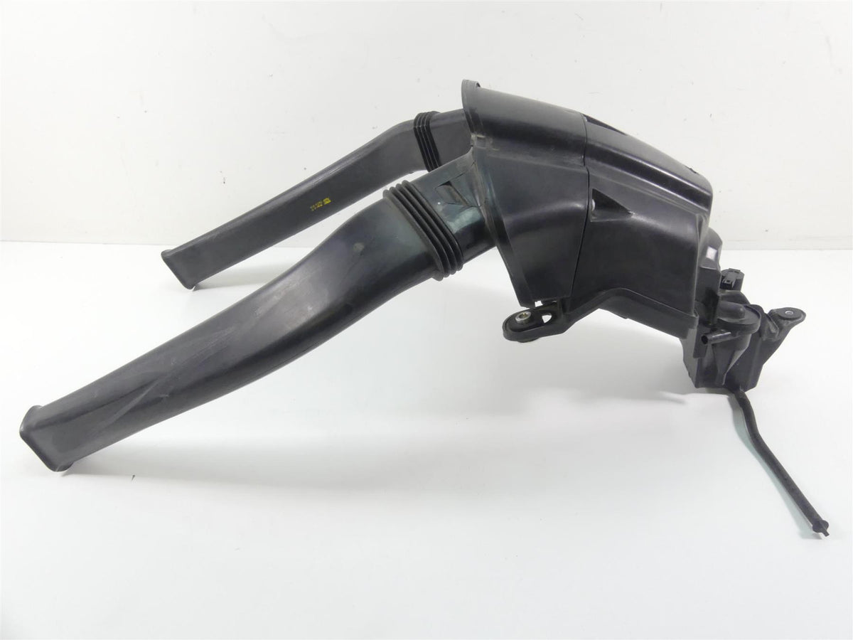2014 BMW K1600 GTL K48 Air Box Filter Cleaner Breather & Tubes Set 13717712315 {{ shop.shopifyCountryName }} - Mototech271