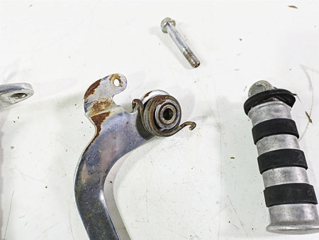 2002 Honda VT1100 Shadow Sabre Right Foot Pegs & Brake Pedal Set 50615-MCK-A00 {{ shop.shopifyCountryName }} - Mototech271