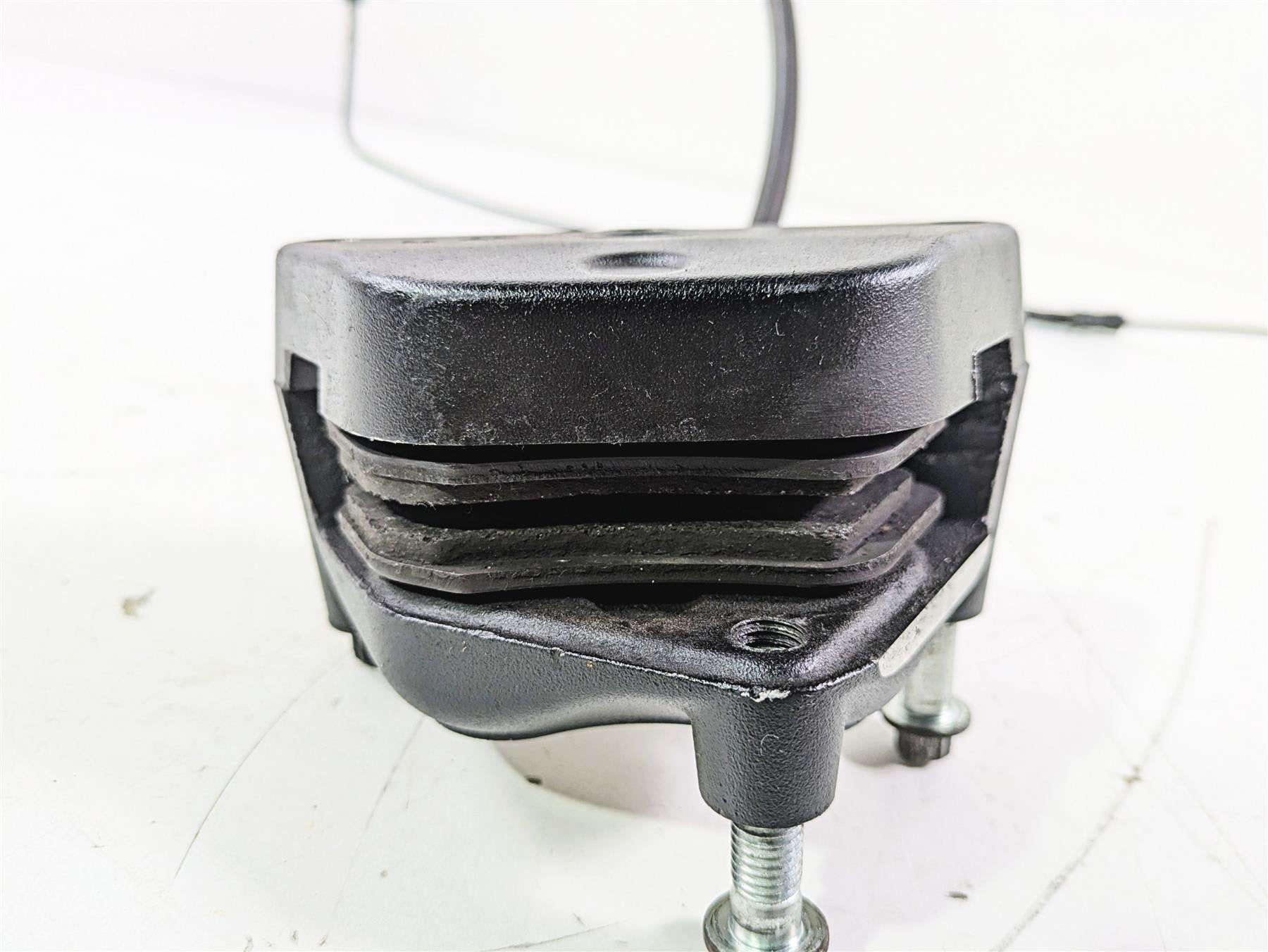 2007 Harley FXDWG Dyna Wide Glide Front Brake Caliper + Line 44046-00D {{ shop.shopifyCountryName }} - Mototech271