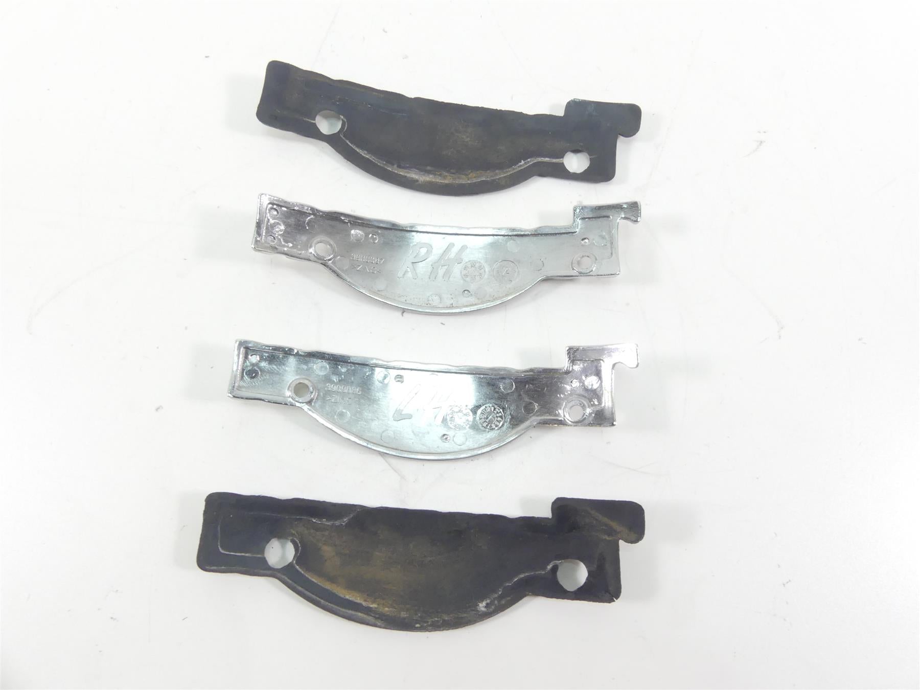 2002 Triumph Bonneville America Fuel Gas Tank Badges Logos T3900086 T3900087 {{ shop.shopifyCountryName }} - Mototech271