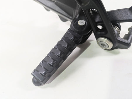 2017 KTM 1290 Super Duke GT Front Right Footpeg & Brake Pedal 6130303910033S {{ shop.shopifyCountryName }} - Mototech271