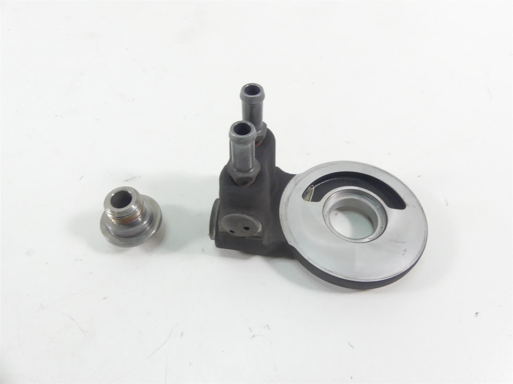 2014 Harley Touring FLHXS Street Glide Sp Oil Cooler Flange Adapter 63083-11A {{ shop.shopifyCountryName }} - Mototech271