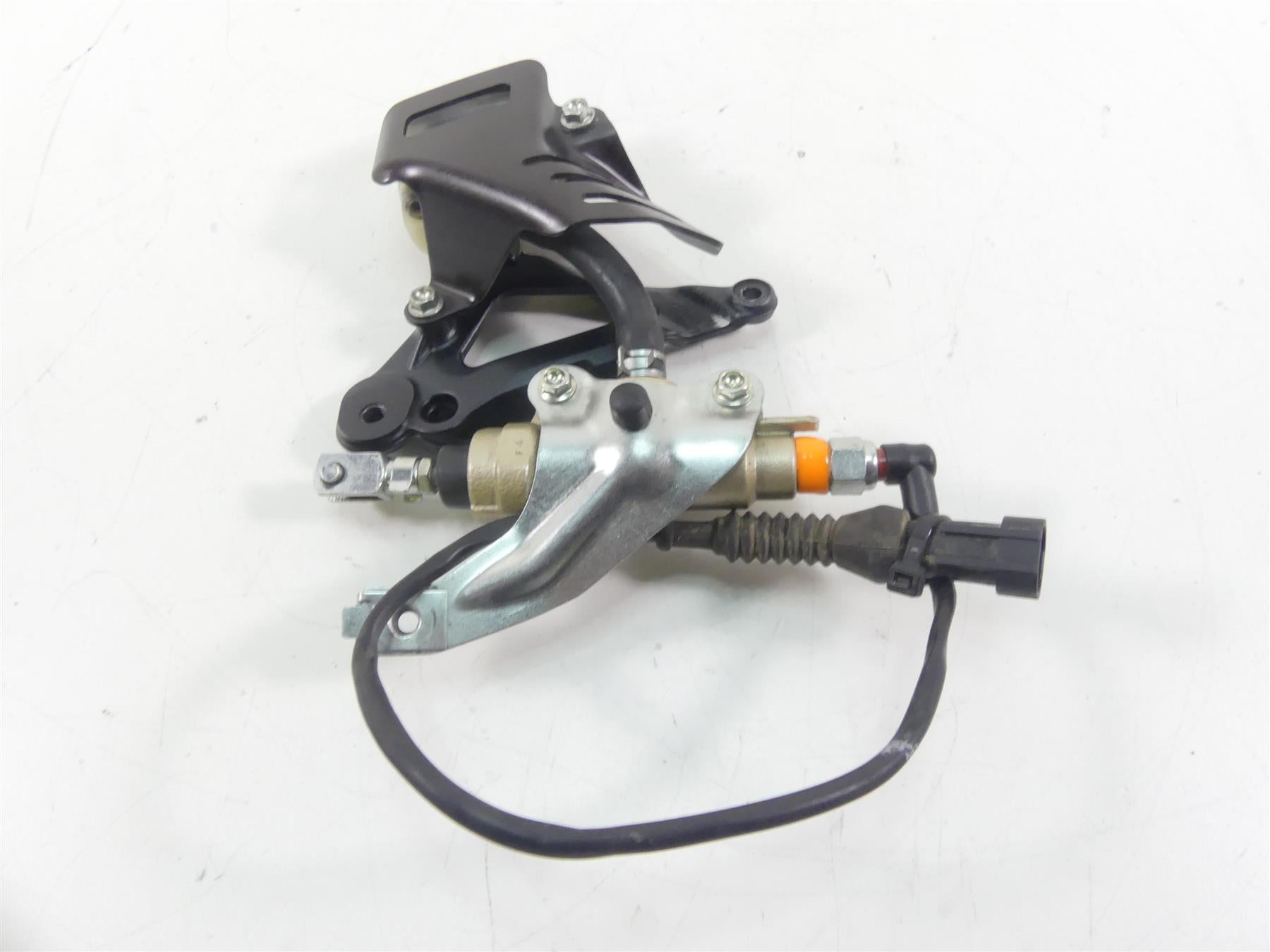 2018 Mv Agusta Brutale 800 RR Rear Brake Master Cylinder 12.7Mm 1/2" 8000C2438 {{ shop.shopifyCountryName }} - Mototech271