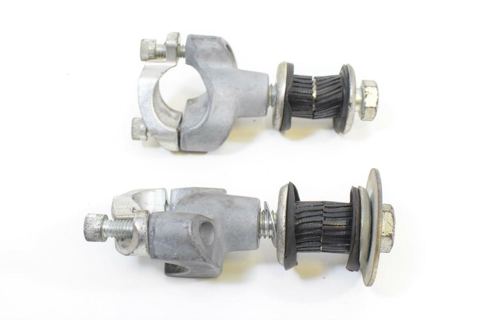 2000 Harley Touring FLHTCUI Electra Glide Handlebar Riser Holder Set 56149-88B {{ shop.shopifyCountryName }} - Mototech271