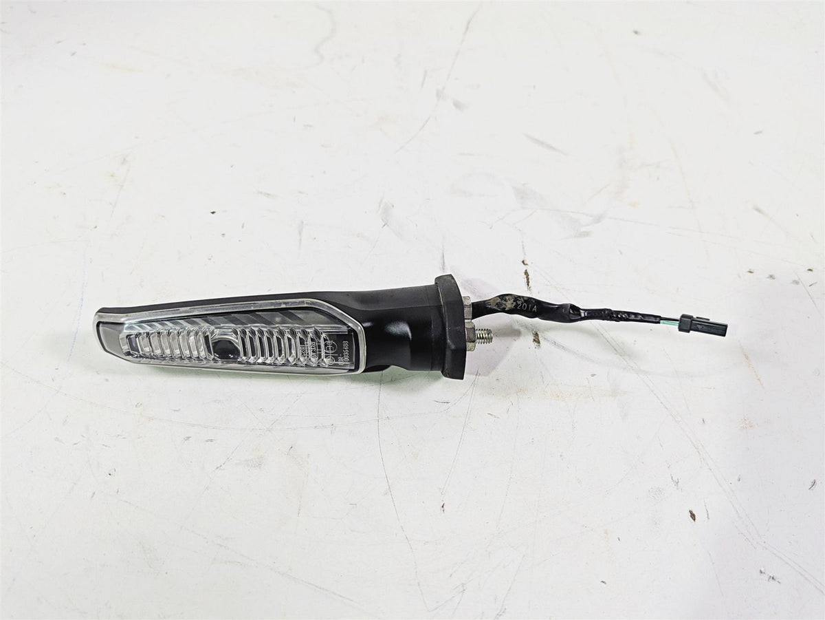 2020 Suzuki V-Strom 1050 XT Right Front Turn Signal Blinker 35601-06L00 {{ shop.shopifyCountryName }} - Mototech271