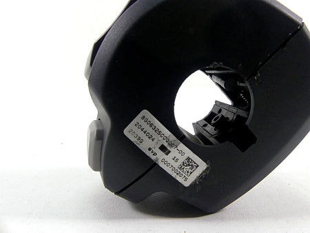 2022 Triumph Speed Triple 1200 RS Right Hand Start Control Switch T2044024 {{ shop.shopifyCountryName }} - Mototech271