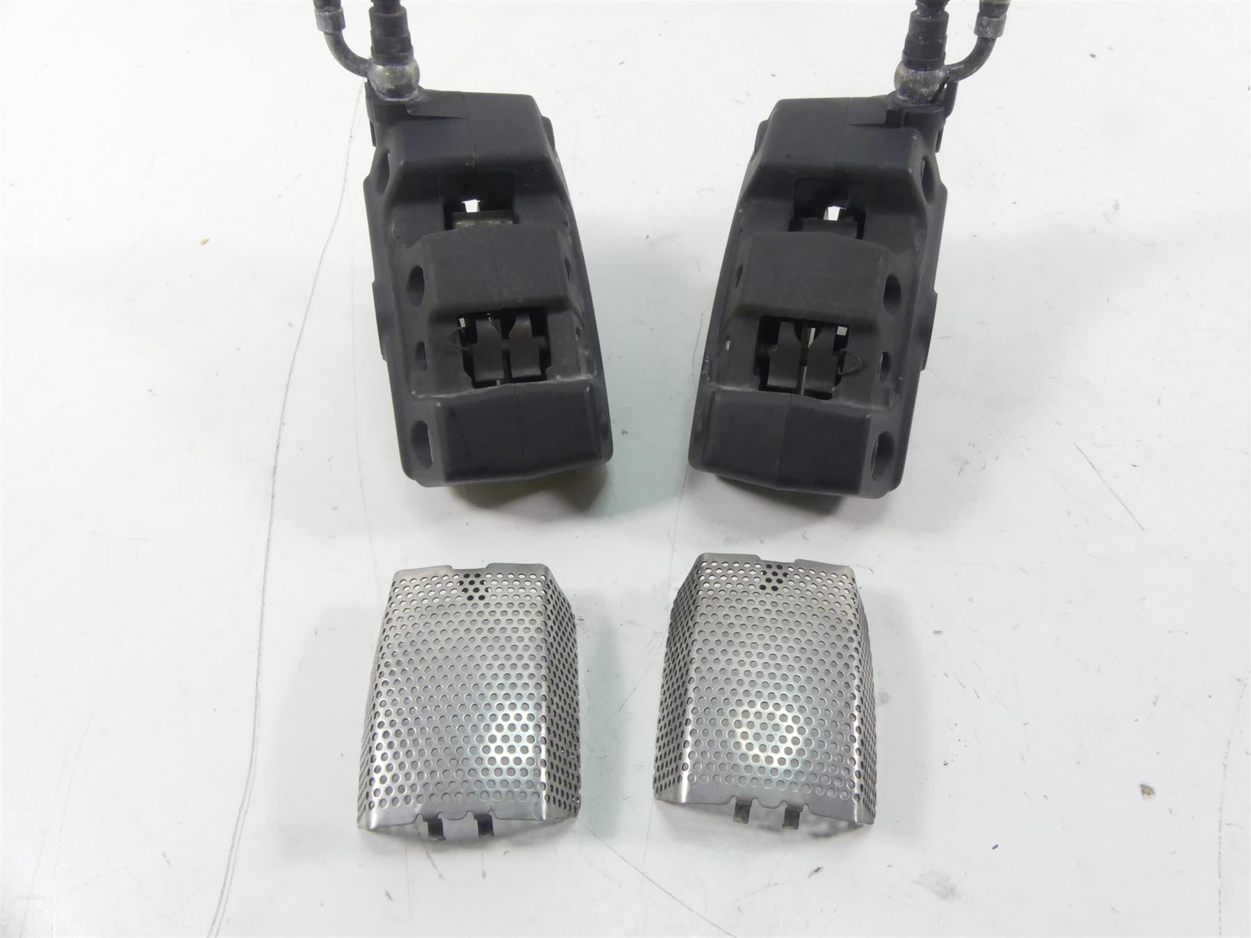 2016 Harley Touring FLTRX Road Glide Front Brake Caliper Set 43027-08 43023-08 {{ shop.shopifyCountryName }} - Mototech271