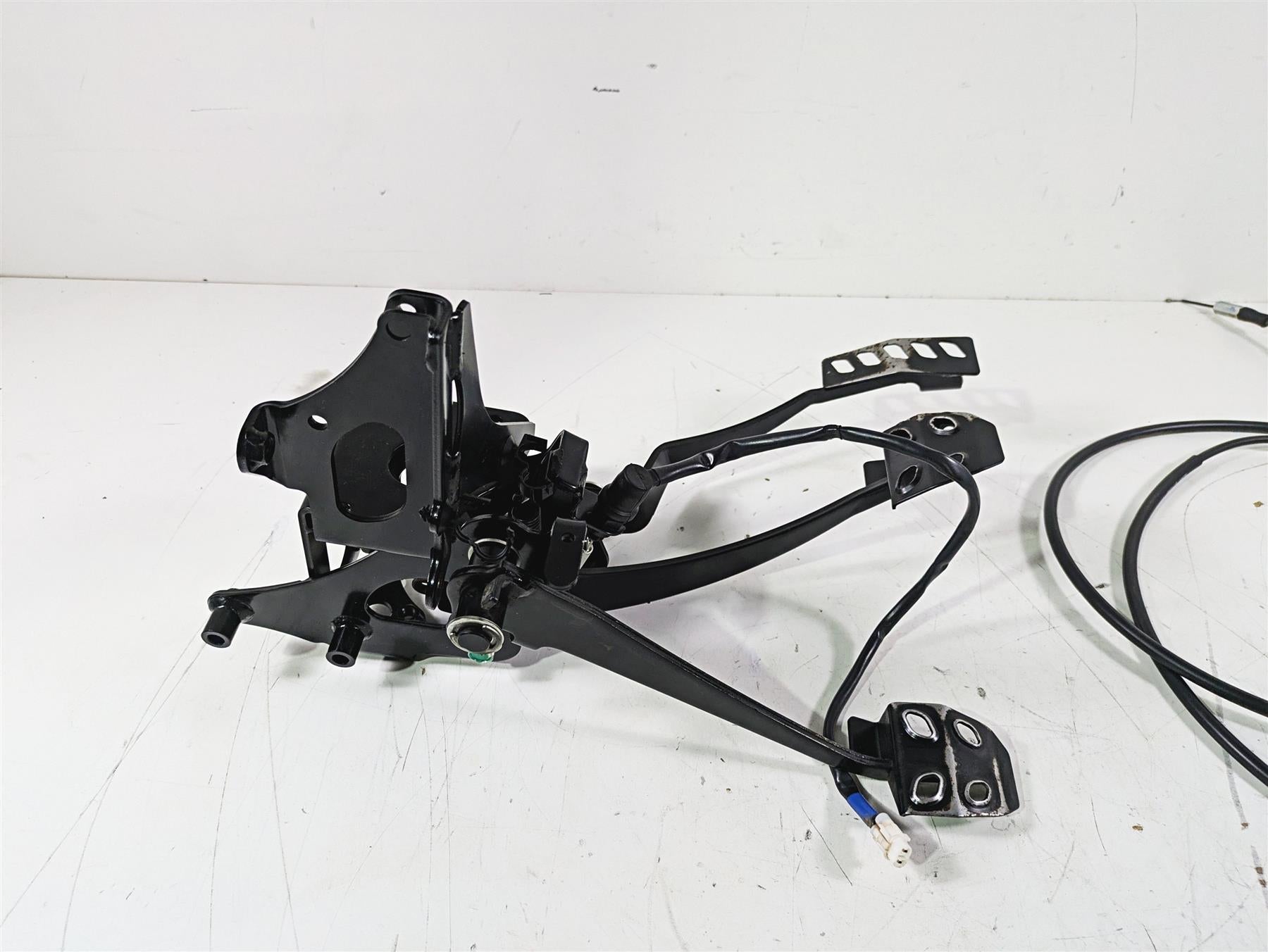2022 Yamaha YXZ1000 R Foot Pedal Set & Cables 2HC-F2548-11-00 {{ shop.shopifyCountryName }} - Mototech271