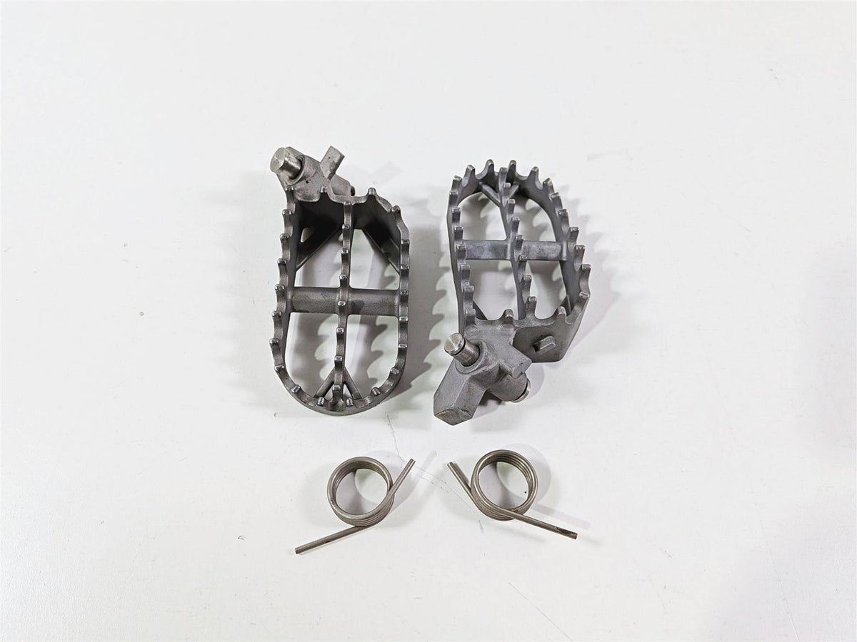 2019 BMW R1250GS K50 Enduro Front Foot Peg Rest Set 46718529843 46718529844 {{ shop.shopifyCountryName }} - Mototech271