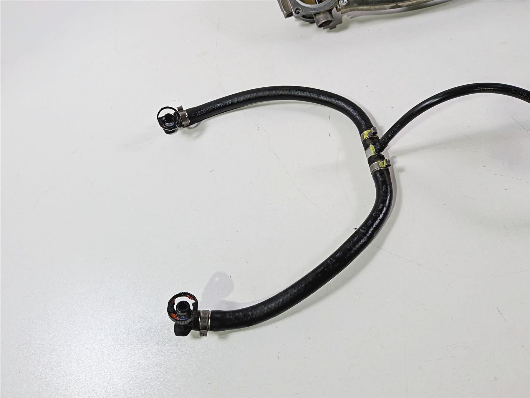 2008 Ducati 1098 SBK Throttle Body + Grip & Injector Set 28240791A-Mototech271