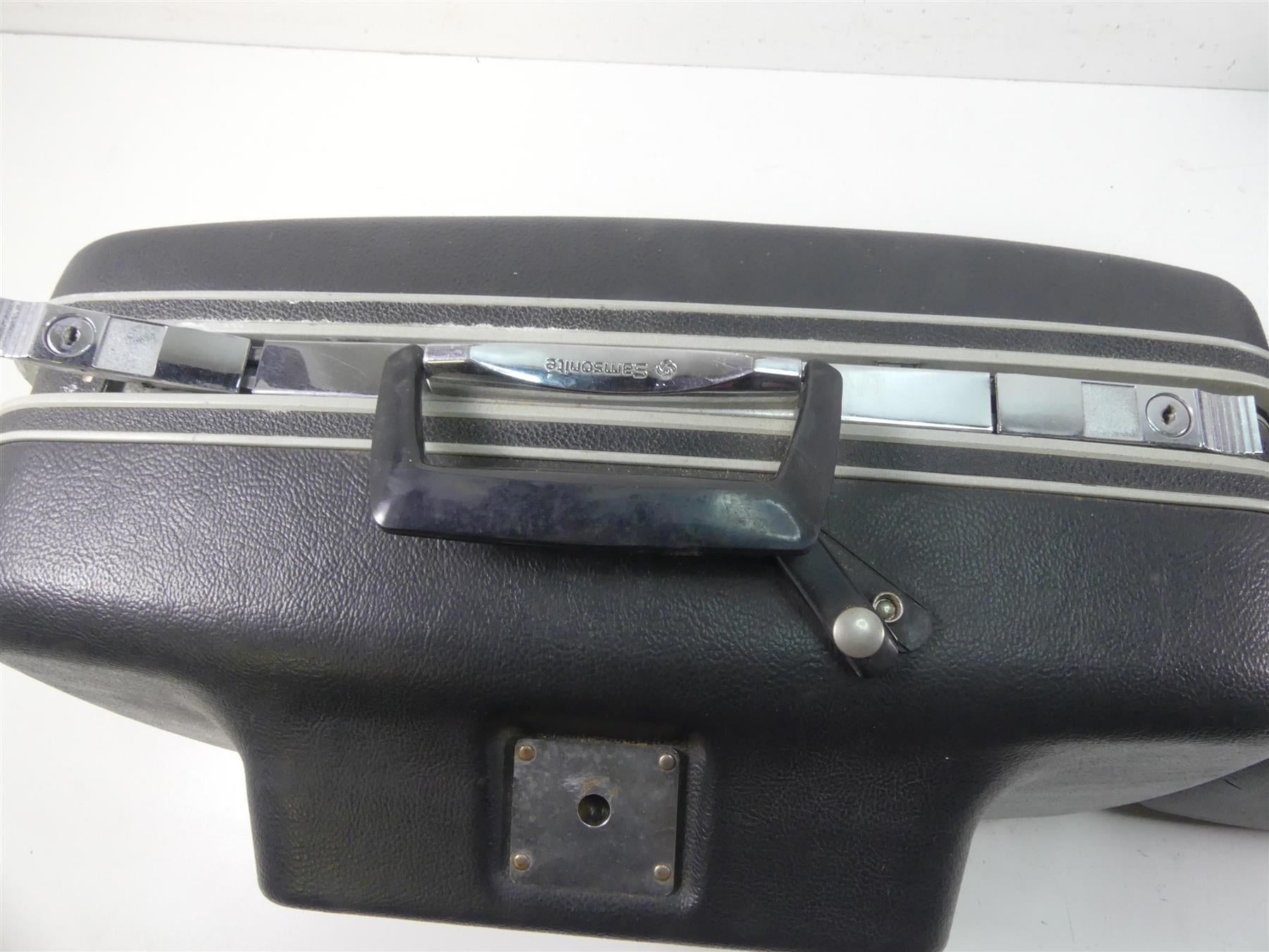 1977 Honda CB750 A Four Hondamatic Samsonite Saddlebag Trunk Luggage Rack {{ shop.shopifyCountryName }} - Mototech271